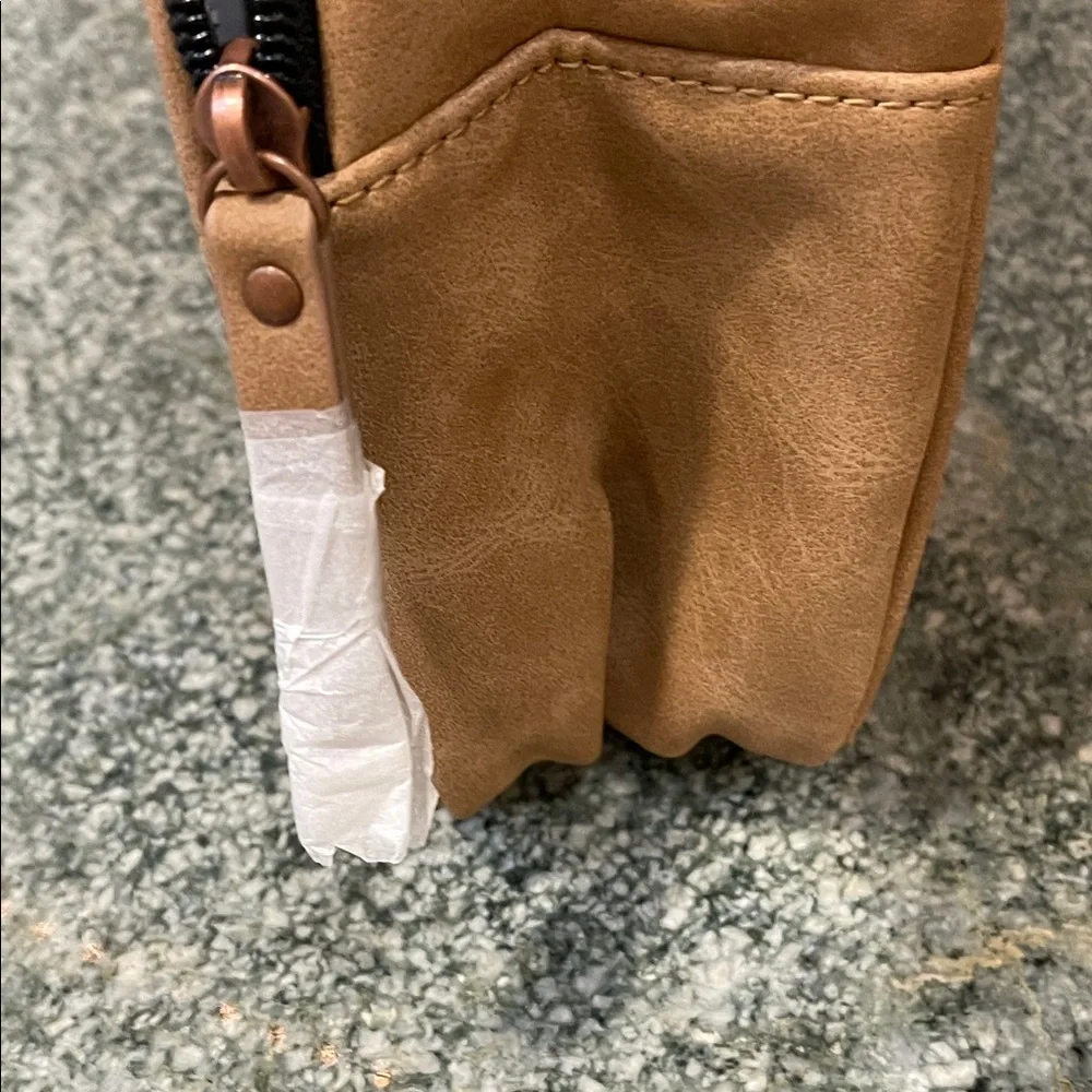 NWT Petunia Pickle Bottom Tandem Bottle & Lunch Tote - Brioche
